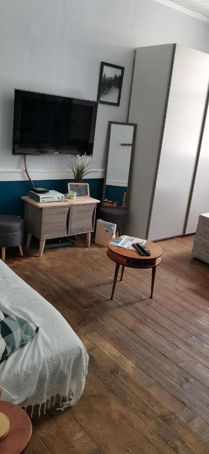 Au Calme A 5 Min Du Centre Apartment